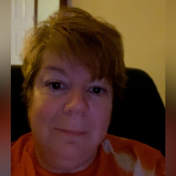 Meet your Posher, Susan - Picture 3 of 3